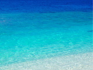 Fototapeta na wymiar Maldives water colors by the beach
