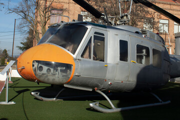 Fototapeta na wymiar Helicóptero de transporte