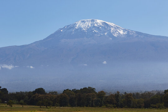 The view of Mt Kilimanjaro in Tanzania
