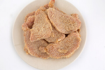 raw breaded loin meat as kids food