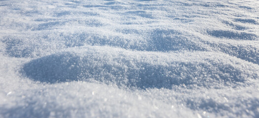 Nahaufnahme von Glitzerndem Neuschnee