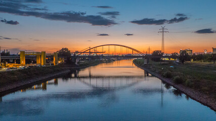 Sonnenuntergang am Neckar in Mannheim