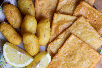 Panelle e crocchè, tipico cibo di strada di Palermo