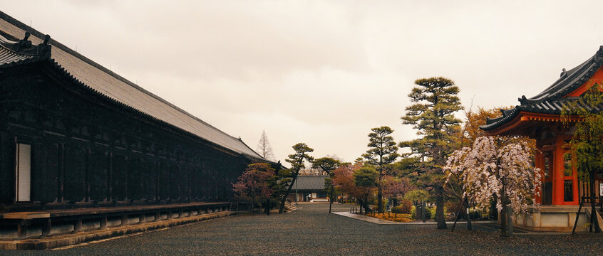 Sanjūsangen-dō, a Buddhist temple of the Tendai sect in the Higashiyama district of Kyoto, Japan