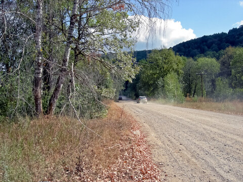 Beloretsky tract. Nature is in the way of the Beloretsky tract. Roads and landscape.