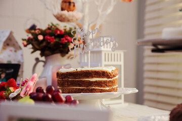 carrot cake 당근케이크 아기 어린이 생일 성탄 연말 파티분위기 1