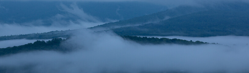 brume en montagne