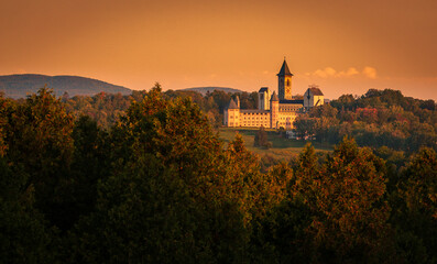 Abbaye St-Benoit-Du-Lac