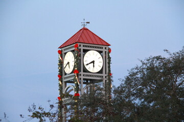 Seasonal clock tower