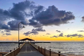 Fotobehang Pier Redcliffe Jetty on Moreton Bay at Sunrise  © Downunderphoto