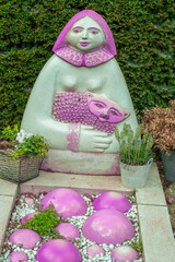 Das Grab einer Katzenfreundin in Holland