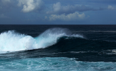 Gran Canaria, north coast, Puertillo de Banaderos area, powerful ocean waves breaking along the shore
