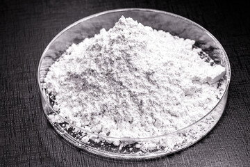 Barium chloride, a substance widely used in the metallurgy sector in tempering salts, with the purpose of increasing the hardness of iron alloys and steels