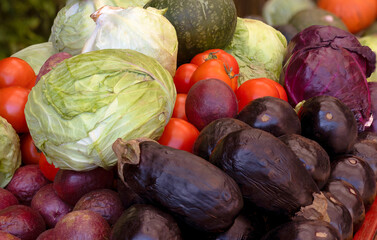 Fototapeta na wymiar mixed fresh vegetables in the market