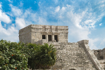 Fototapeta na wymiar Tulum Mayan archaeological site Tulum Mayan archaeological site