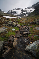Fototapeta na wymiar Cambrena Gletscher auf dem Bernina Pass bei Regen.