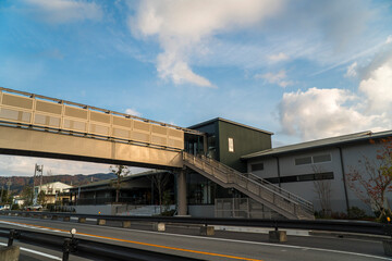 Fototapeta na wymiar 静岡県島田市の大井川鐵道に2020年11月に誕生した新駅「門出駅」