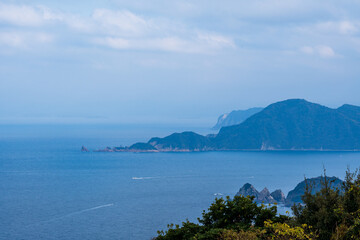 Fototapeta na wymiar 千畳敷から見た青海島と日本海