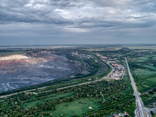 Open pit for the extraction of ore.