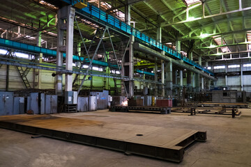 Plant for the production of metal structures