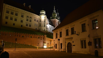 Kraków nocą, Wawel, ulica Kanonicza