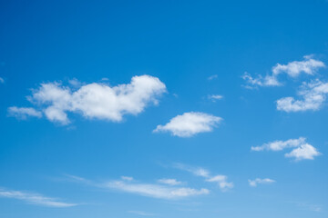 Obraz premium 風景素材 爽やかな初夏の青空