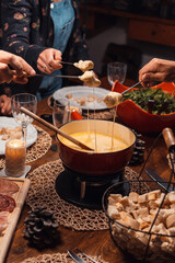 repas  / fondue savoyarde
