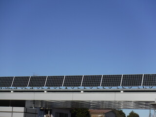 Solar panels and blue sky　～ソーラーパネルと青空