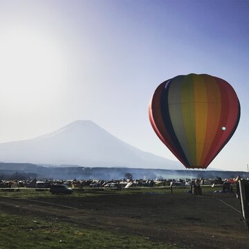 富士山と気球