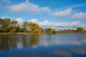Blick auf Grünow am Grünower See bei Prenzlau	