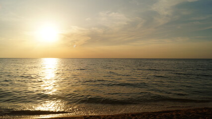 Fototapeta premium sunset over the sea