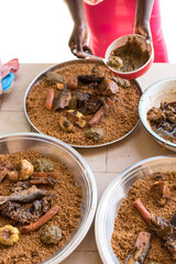 Preparazione cous cous con verdure e carne, Tiebu Yapp. Kaffrine, Senegal