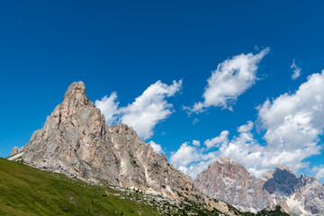 Fototapeta na wymiar die alpen in Südtirol 