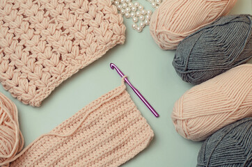 Crochet with your own hands.Knitting threads in pink and gray. Knitted scarf.DIY.Knitting rules. Creativity lessons.Winter activities during quarantine.
