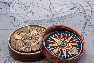 Obraz na płótnie Canvas compass on a map
