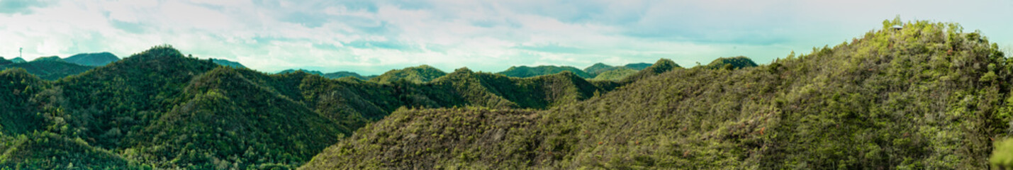 Fototapeta premium 兵庫県・加西市古法華自然公園笠松山の景色