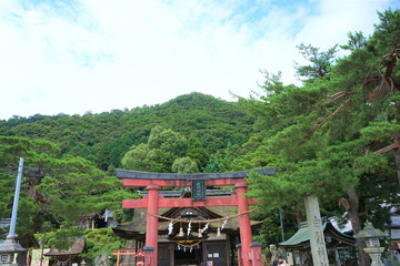 Shirahige shrine with Torii Gate in Lake Biwa, Shiga, Japan - 滋賀 白髭神社 鳥居
