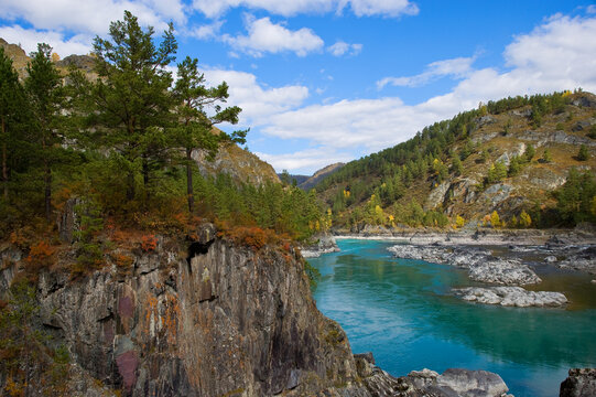Altai - mountains and turquoise Katun in September..