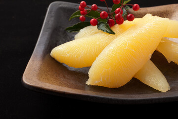 お正月のおせち料理　　数の子