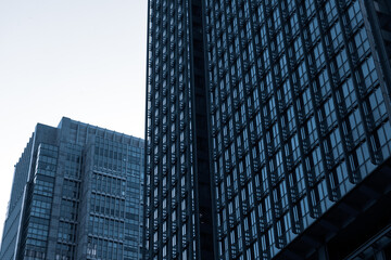 オフィスビル 青空