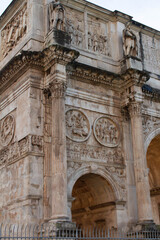 Close up the Arch of Constantine ( Arco di Costantino ) , A 21m-high Roman structure made up of 3 arches decorated with figures and battle scenes.Side view