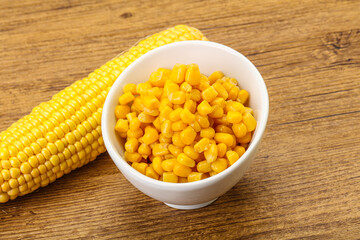 Sweet yellow corn in the bowl
