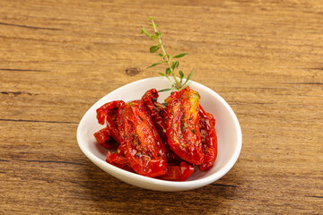 Sun-dried tomato in olive oil