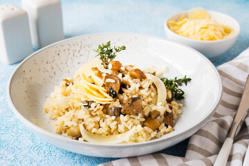 Risotto with white wild mushrooms and parmesan