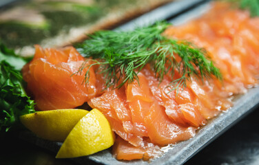salmon with dill and lemon