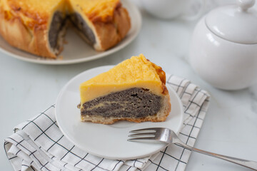 sweet home made Poppy Seed vanilla Cheesecake