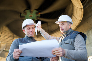 portrait of workers to ventilating factory