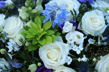 White and blue flower arrangement for a wedding