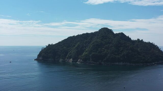 제주도 서귀포의 섶섬 항공 촬영 영상.