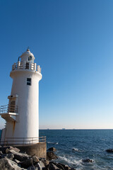 青空の中の灯台